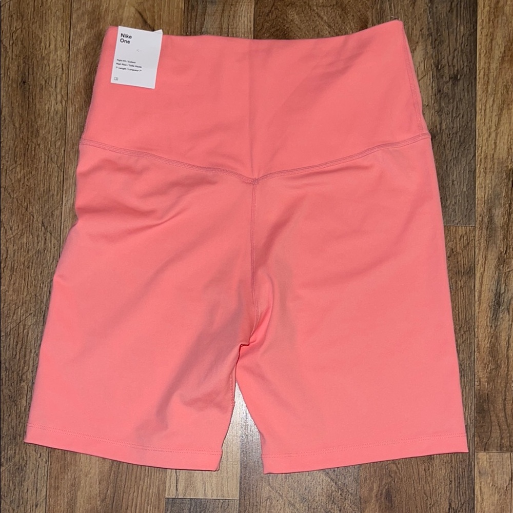 Nike One Coral 7inch Biker Shorts NWT size M - Picture 4 of 4